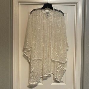 Bebe sheer lace kimono